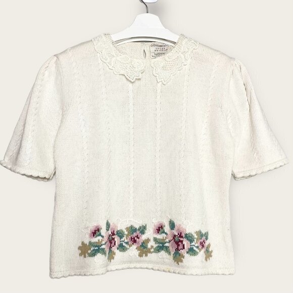 VINTAGE Susan Bristol Short Sleeve Lace Collar Hand Embroidered Sweater - Picture 1 of 8